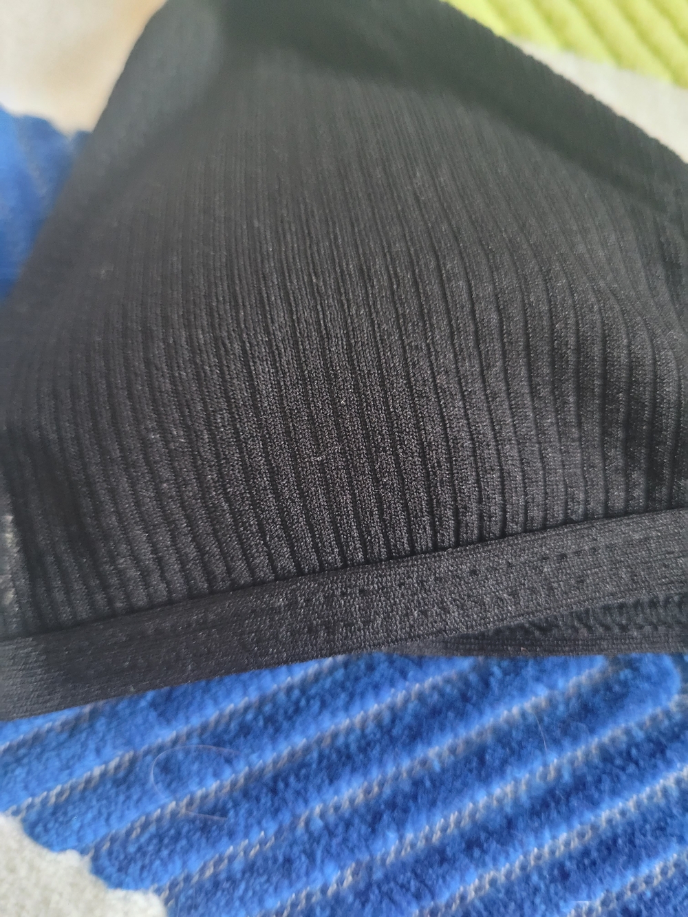 SHEIN Black Ribbed Triangle Bikini Set - Picture 3 of 4